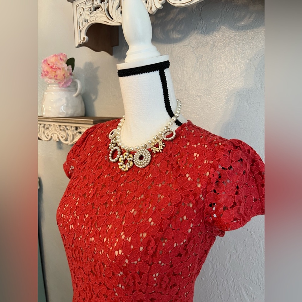 Loft Dress - Picture 2 of 6